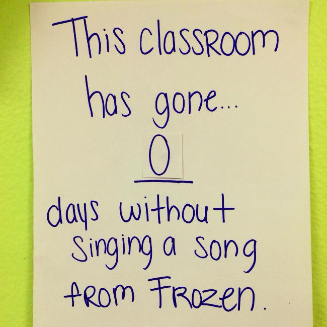 0-days-without-singing-a-song-from-frozen