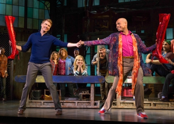 Photo9 KinkyBootsTour PhotobyMatthewMurphy